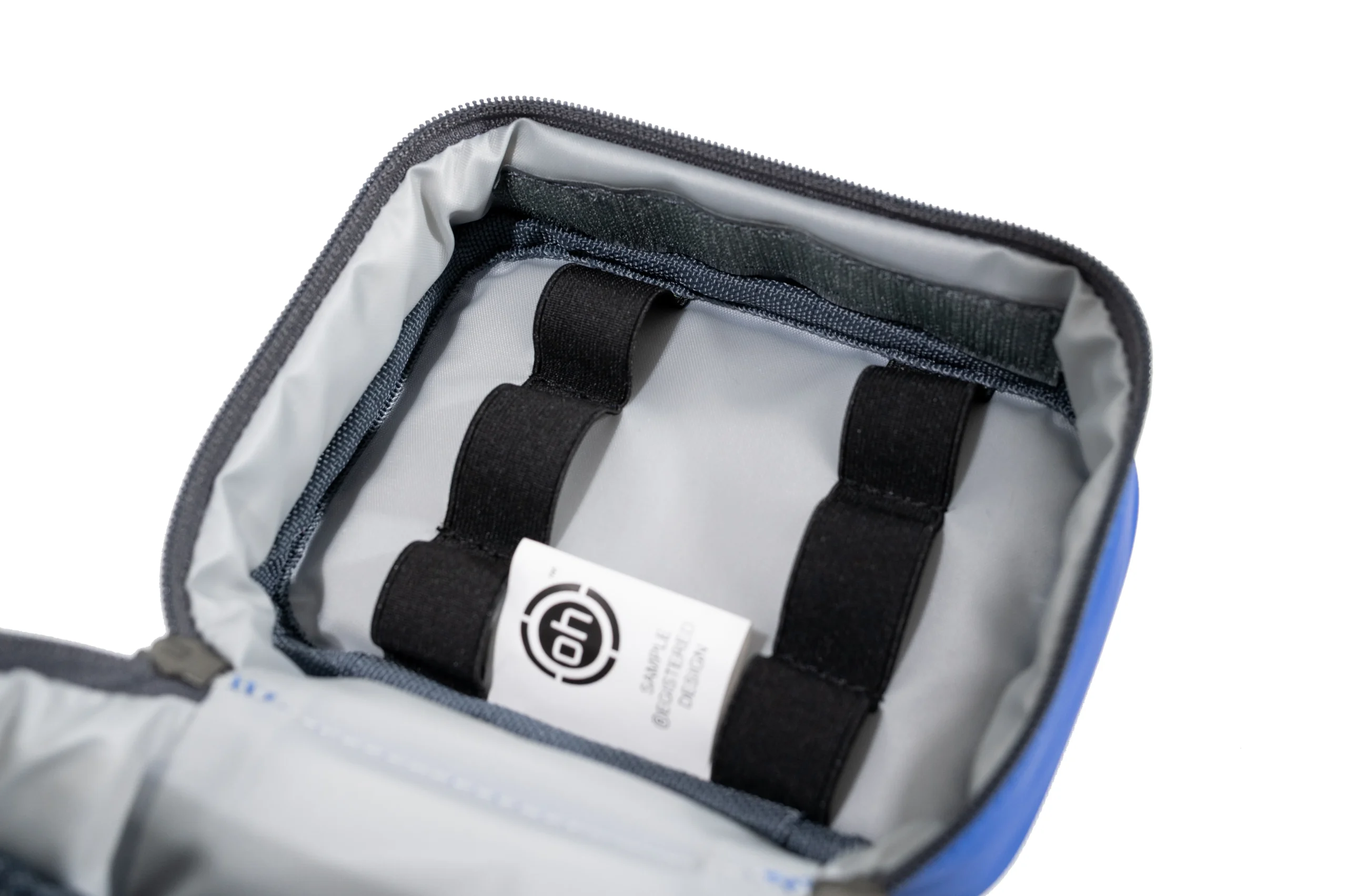 OH Small Pouch PLUS 2026 5 OH Small Pouch PLUS 2026 - Image 3